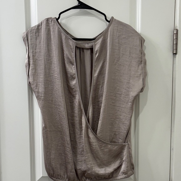 The Limited Women's Beige Blouse - Picture 4 of 6